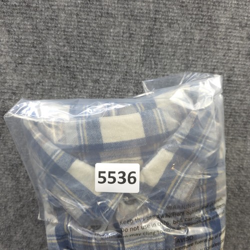 LL Bean Flannel Shirt Medium Blue Plaid Button Down Pocket Outdoors Long Sleeve - Picture 7 of 7