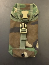 MOLLE M81 Woodland RACK Radio Pocket USGI Specialty Defense Systems AN/PRC-126