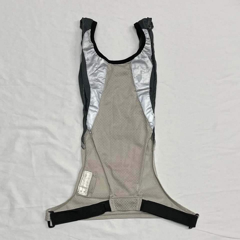 Nike Running Vest Reflective Bib Size Small / Medium - Image 2 of 4