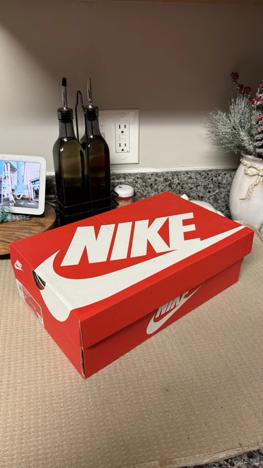 Nike суда видение женщин низкий верхний кроссовок фиолетовый размер 8 - Изображение 3 из 4