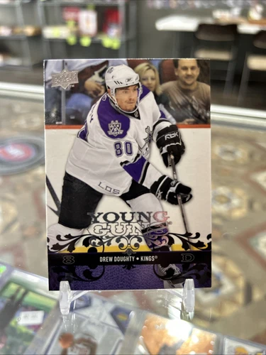 2008-09 Upper Deck #220 Drew Doughty Young Guns Rookie Card RC LA Kings!!!