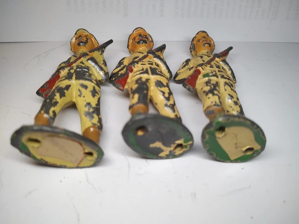 3 soldados de juguete chinos/mongoles Barclay Foto 3 de 3