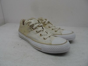 gold converse 5.5