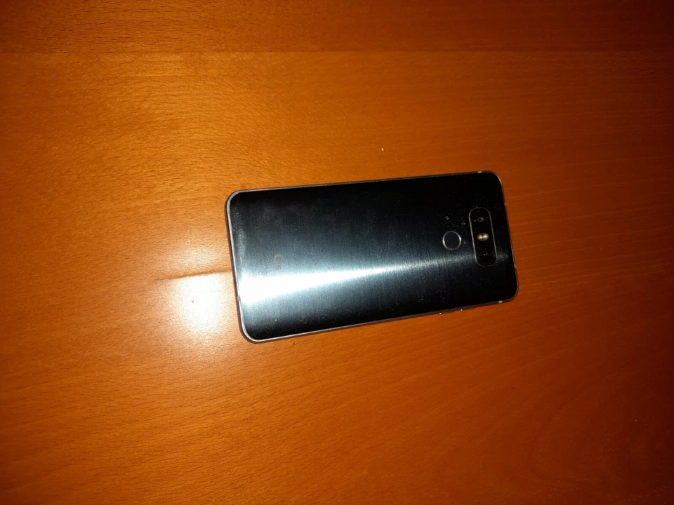 Smartphone LG G6 de 32 GB y 4 GB de RAM Platinum - No Funciona Cristal Grieta - Imagen 4 de 4