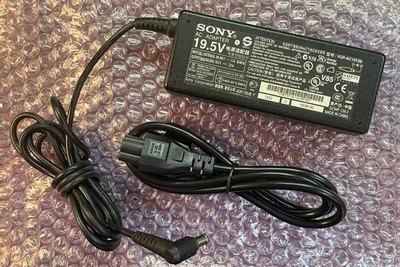ORIGINAL SONY VAIO NETZTEIL VGP-AC19V38 Input 100-240V Output 19,5VDC 3,9A