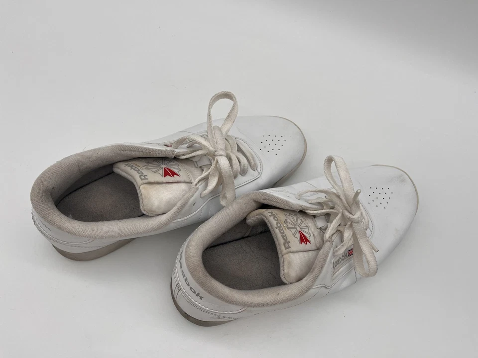 Zapatos deportivos Reebok Freestyle Hi para mujer de cuero blanco con cordones talla 8 Foto 3 de 4