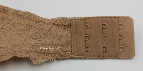 Neu mit Etikett B.Tempt'd by Wacoal 954192 "B Delighted" trägerloses T-Shirt, gepolsterter BH beige - Bild 4 von 7