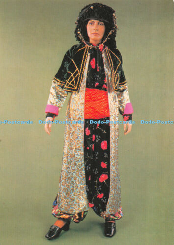 D101659 Edinburgh. Royal Scottish Museum. Married Woman Costume. West Iran. Crow - Picture 1 of 4