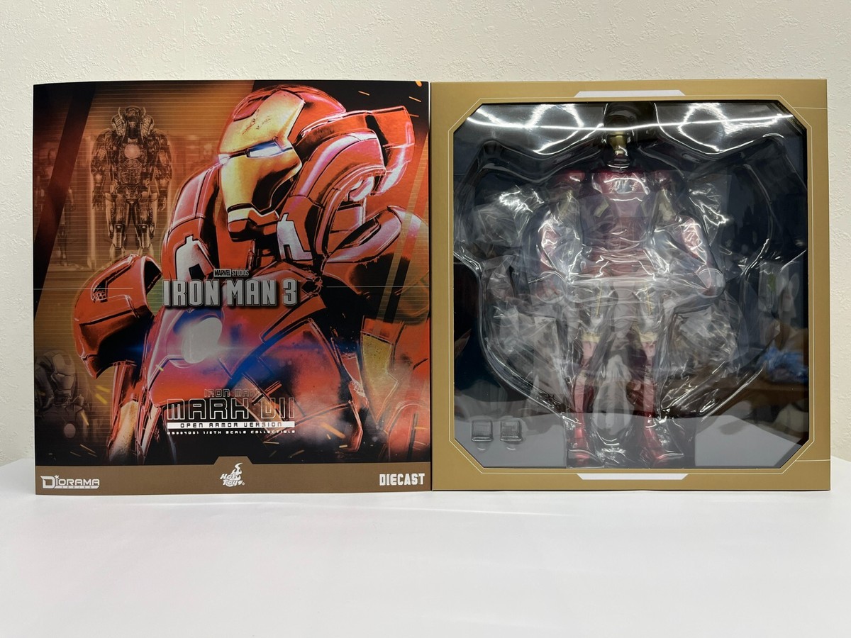 Hot Toys DS004D51 Iron Man 3 Mark VII 7 (Open Armor Version