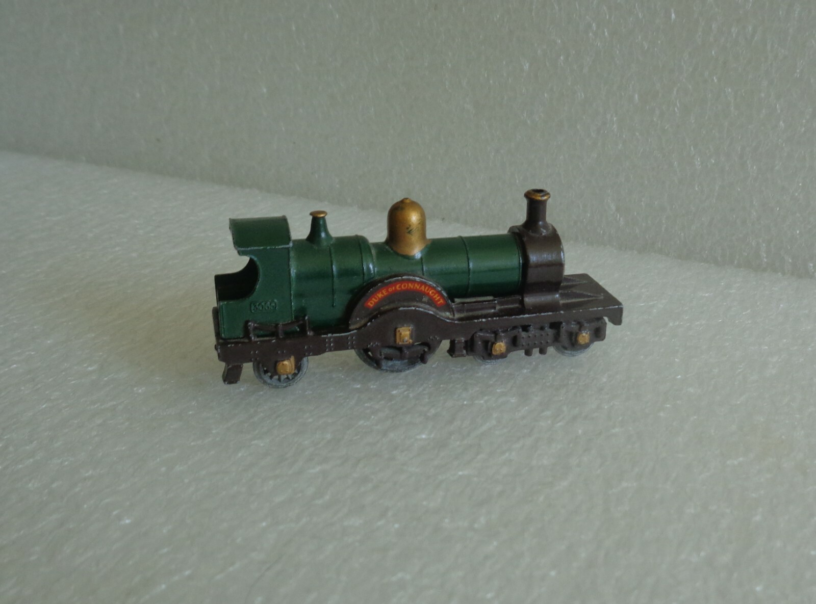 Picture 2 of 6