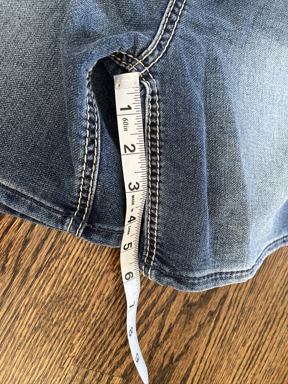 Seven7 Jeans Shorts Womens Size 12 Med Wash Blue Denim Waist 34 - View 7