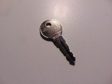 Thule Schl&uuml;ssel N158 N 158 Ersatzschl&uuml;ssel f&uuml;r Hecktr&auml;ger Dachboxen Dachtr&auml;ger