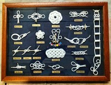 Quadro di nodi, cornice in arte povera, misure 76 x 56 cm. Per regalo originale.