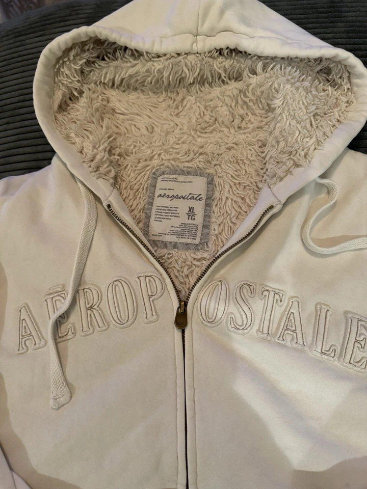 Винтажная женская толстовка с капюшоном Y2k 90-е Aeropostale Aero с меховой подкладкой размер XL кремовый белый цвет слоновой кости - Изображение 3 из 4