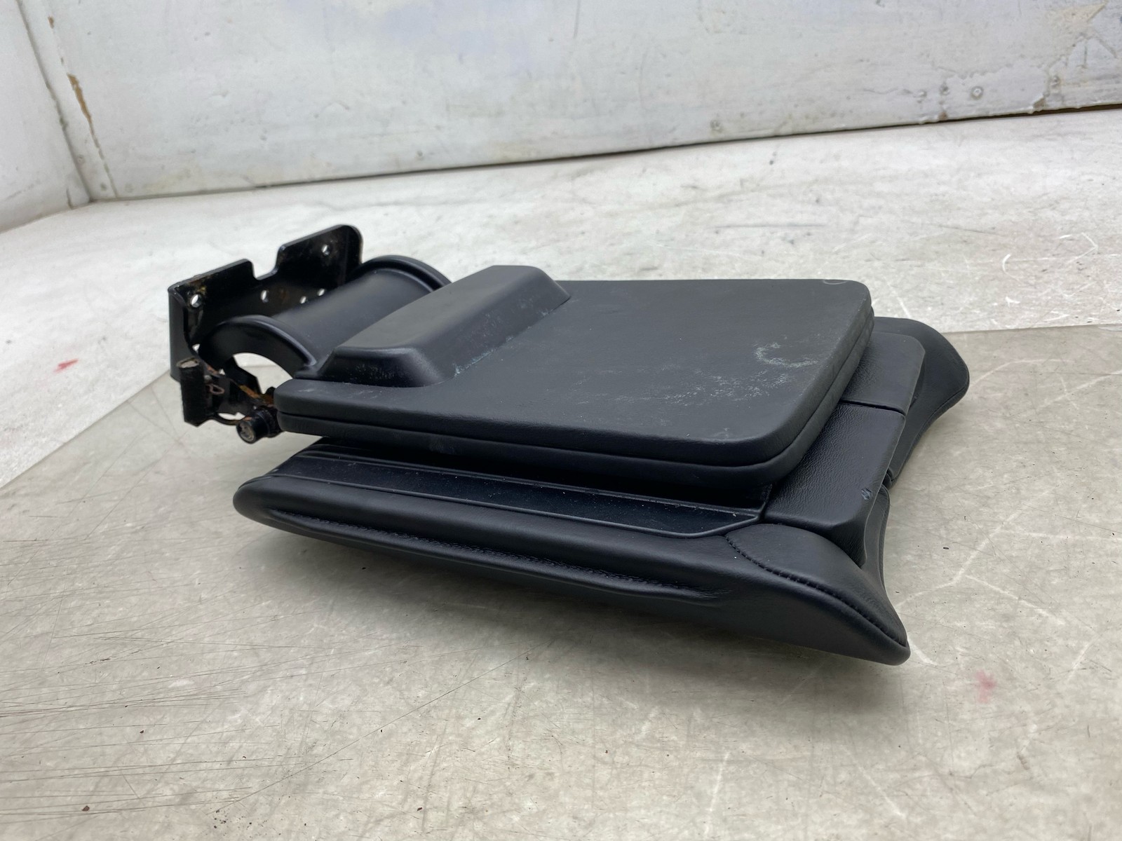 2020-2025 ASTON MARTIN DBX OEM CENTER CONSOLE ARMREST STORAGE LID BLACK