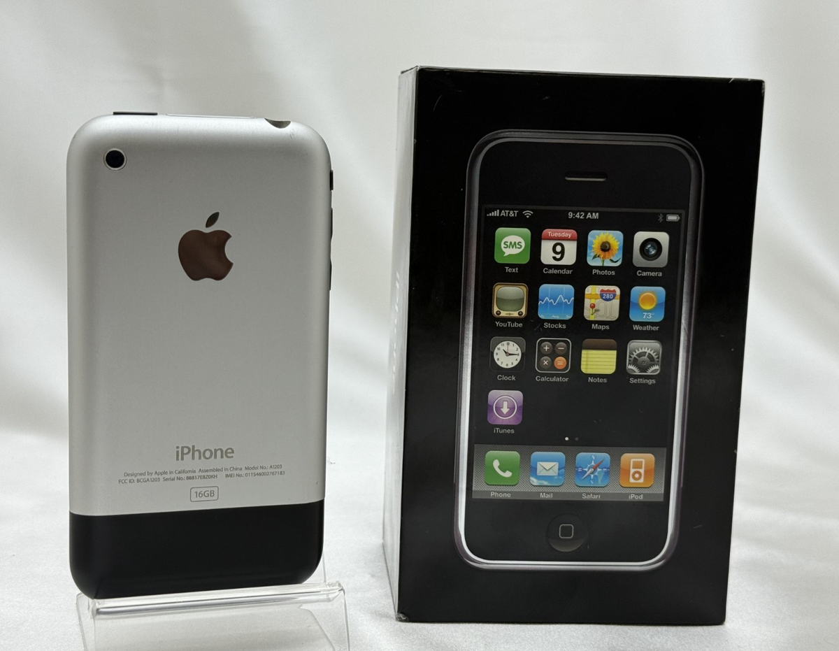 Apple iPhone 1st Generation 2G 16 GB AT&T A1203 (GSM) iOS 1.1.4