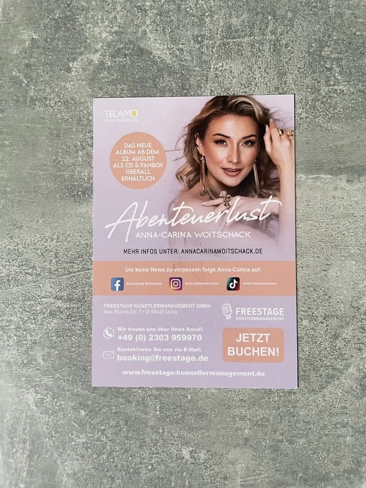 Anna Carina Woitschack Handsignierte Autogrammkarte Abenteuerlust - Bild 2 von 2