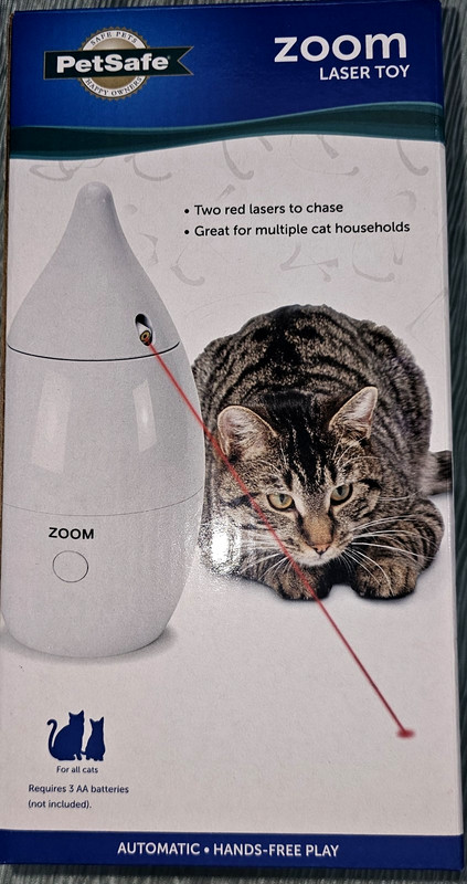 PetSafe PTY00-16494 ZOOM Rotating Interactive Laser Cat Toy- Auto shut-off - NIB