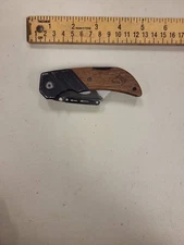 Husky Folding Utility Knife Wood Handle Blade Change Pocket Clip Tool