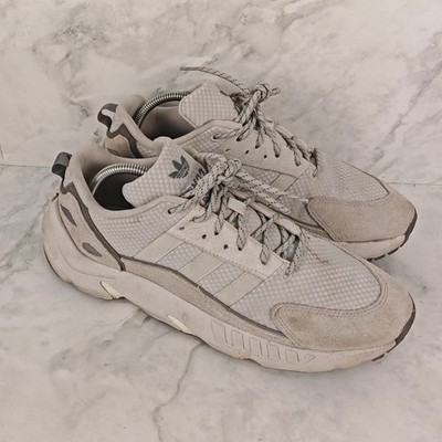 Adidas ZX 22 Boost Sneaker UK 10 Weiß Grau Originals Laufschuhe