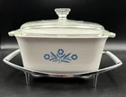 VTG Corning Ware Blue Cornflower P4B , 1 1/2 QT, W/ Pyrex Lid P4C & Metal Trivet