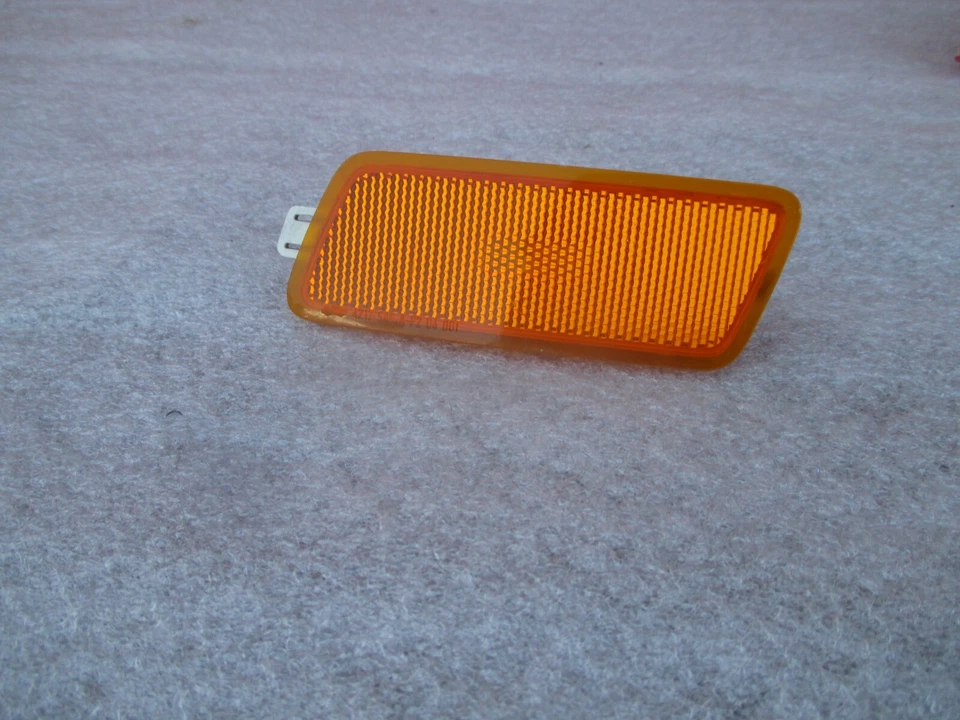 Audi A6 S6 2007 lámpara de señalización lateral OEM usada lado izquierdo 05 06 07 08 09 10 11 línea S Foto 2 de 4