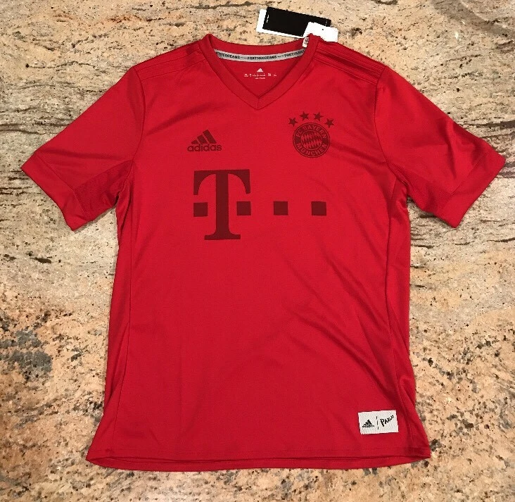 Bayern parley jersey sales