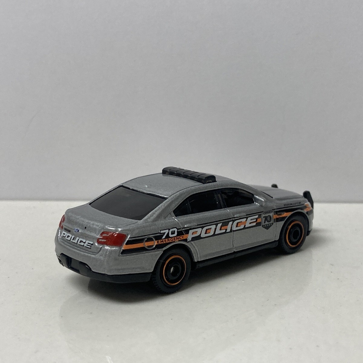 2013-2019 Ford Taurus Police Interceptor Collectible 1/64 Scale