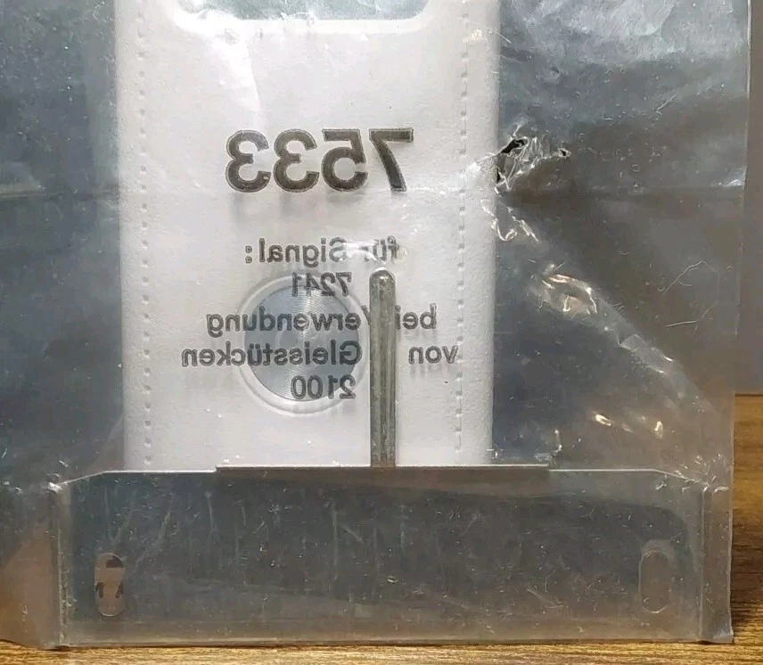 Marklin HO Scale 7241 Signal Base #7533 NOS - Image 2 of 3