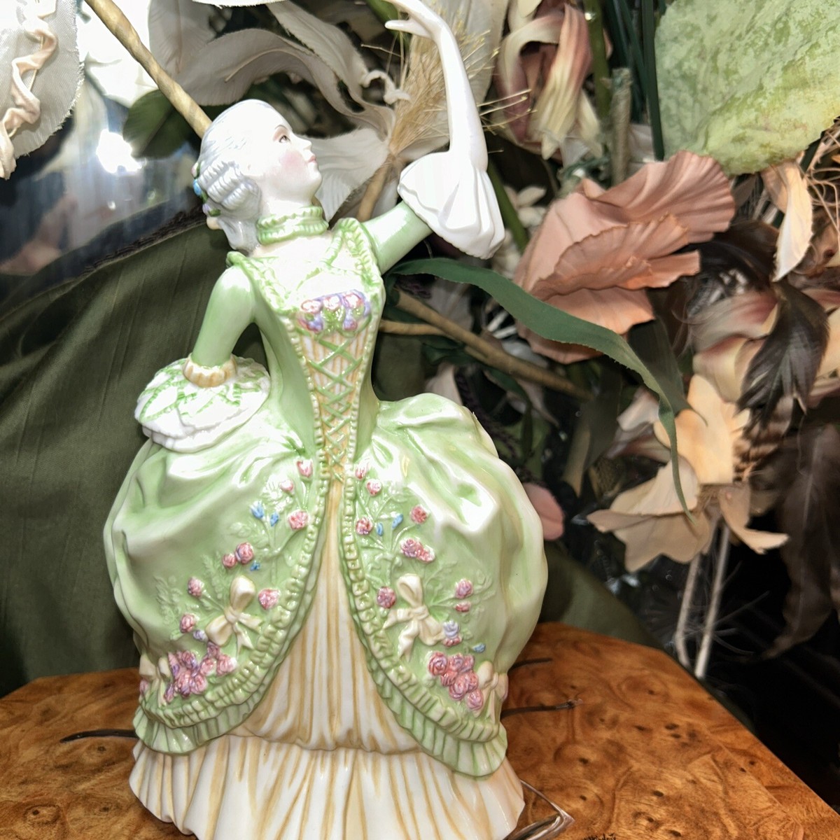 Antique Franklin Porcelain Figurine Sophia Mint “THE ALLEMANDE