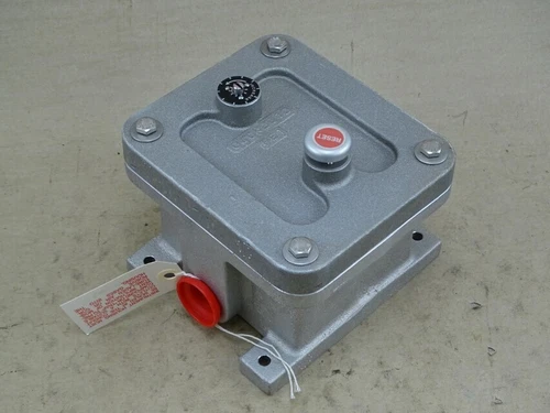 Robertshaw Vibraswitch 120VAC, .3A, 365A-A8