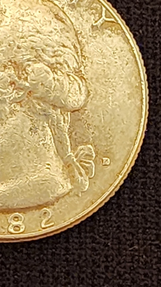 RARE Circulated 1982 D ERROR  QUARTER   Double Die Heavy on (IN GOD WE TRUST)   - Image 2 of 4