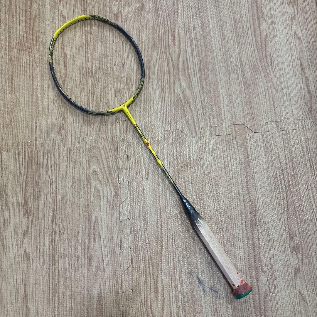 激安正規取扱店舗 YONEX VOLTRIC Z-FORCE Ⅱ 4UG5 【公式通販】