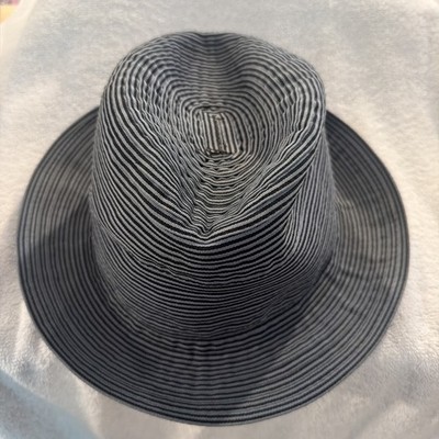Gray Stripe Fedora Hat Excellent Condition M 23 Inch Circumference Size 7 1/4