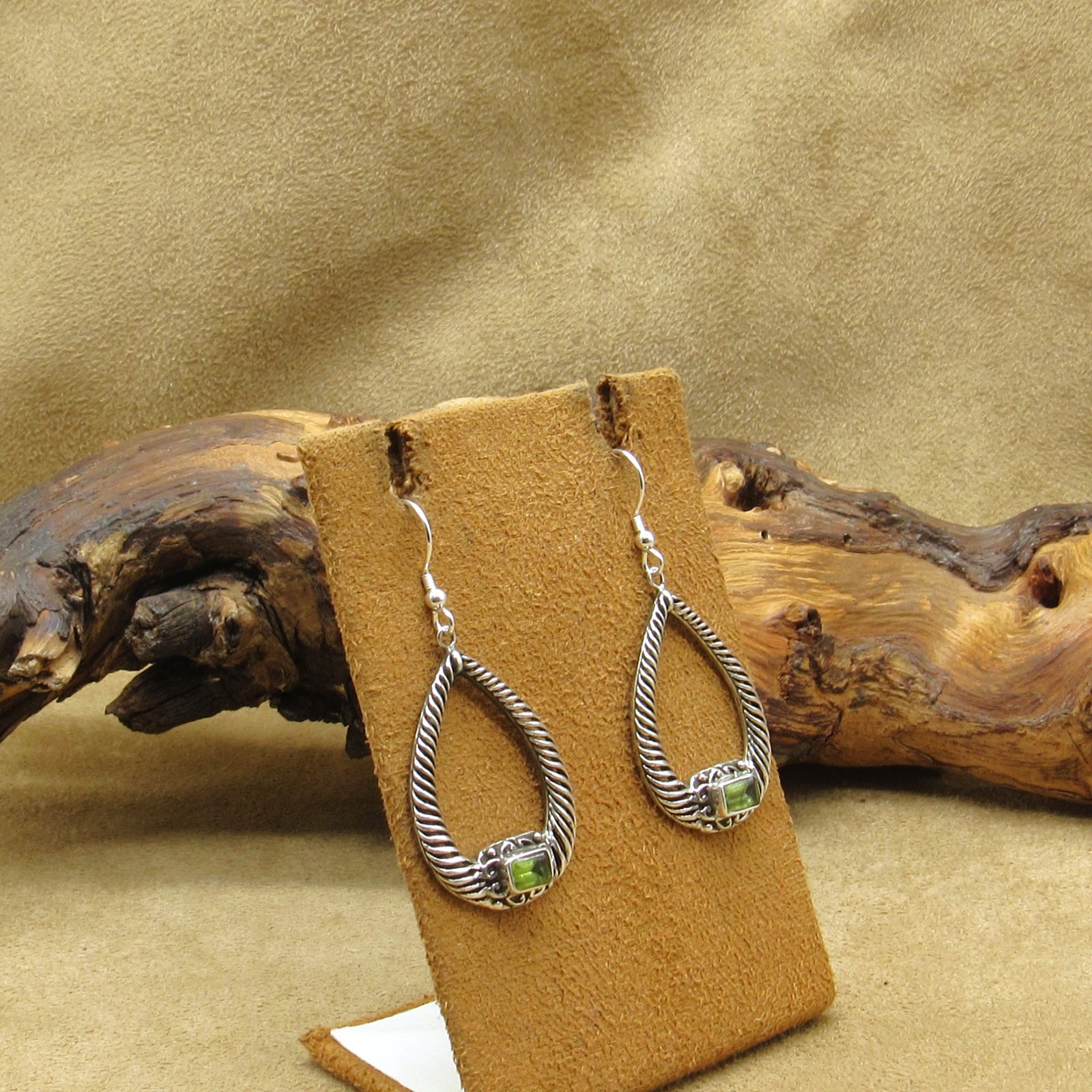 Sterling Silver Teardrop with Rectangle Peridot D… - image 2