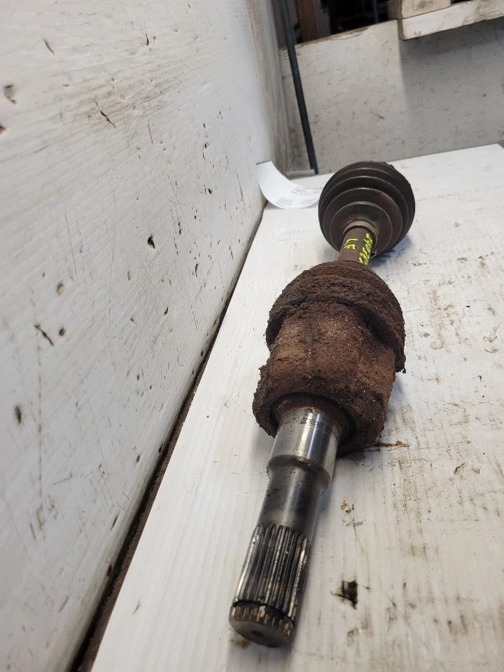 Eje delantero del eje izquierdo del conductor se adapta a 03-11 Ranger 1642898 Foto 3 de 4