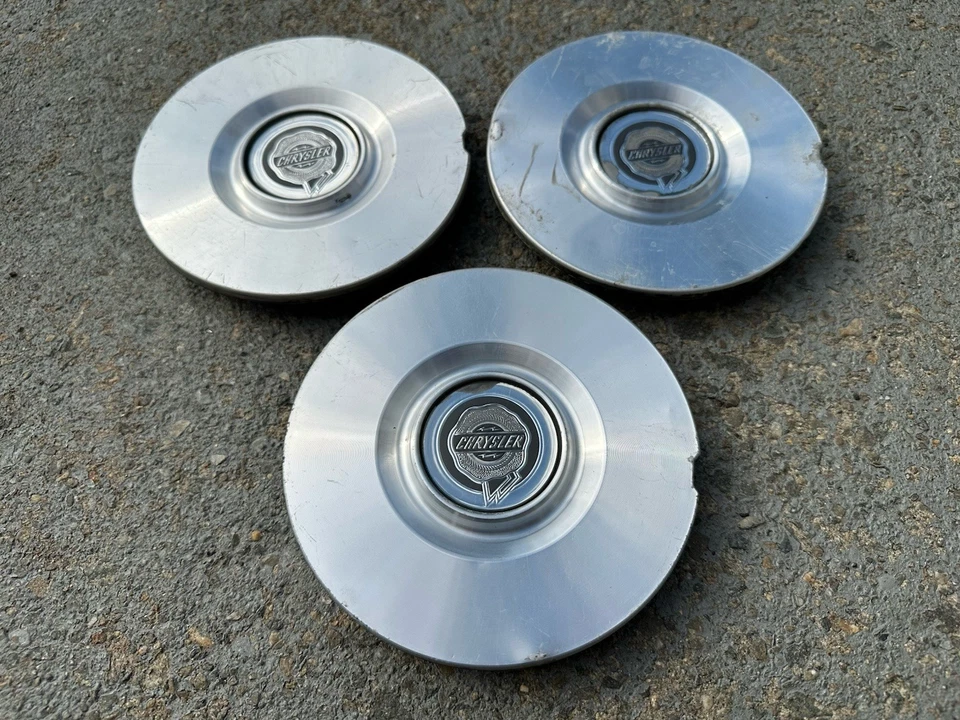 Tapacubos centrales de rueda mecanizados Chrysler Sebring 05105716AB OEM 3 07-09 Foto 2 de 4