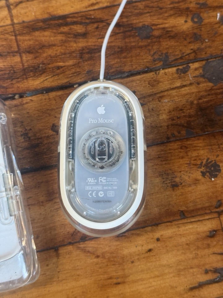 Apple iMac G4 Desktop Computer 2003 M6498 with Pro Keyboard & Mouse ...