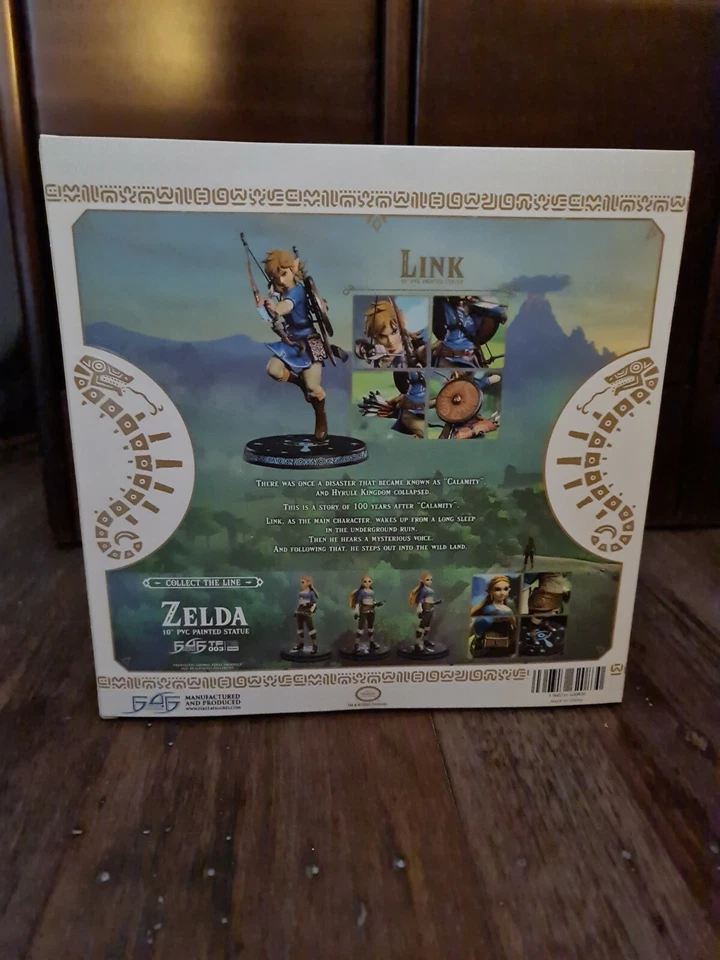 The Legend of Zelda - Link Breath of the Wild Collectors PVC 10"  Statue Figure - Image 3 of 4