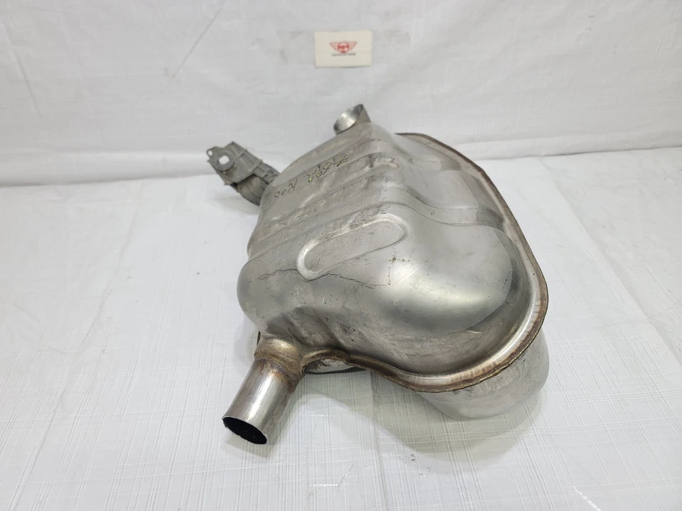 2017-2019 Volkswagen Golf Sportswagen 1.8L AWD Rear Right Exhaust Muffler OEM - Изображение 4 из 4