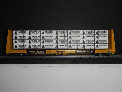 Solid Wood Wrapped Lumber Load for HO Scale 60 Foot Bulkhead Flat Car