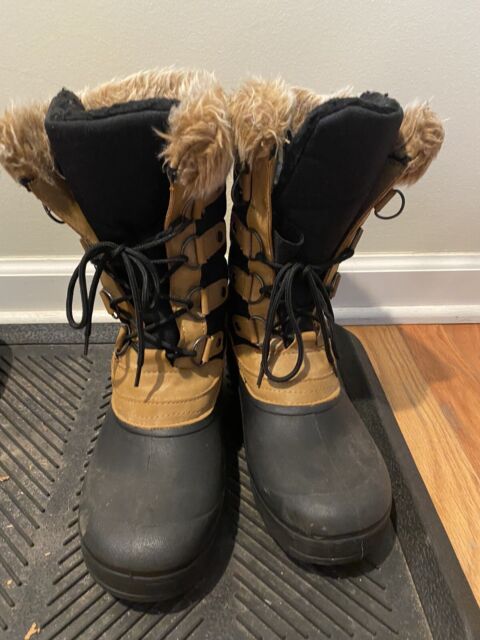 Women’s Tundra Augusta boots size 8 tan black lace up snow