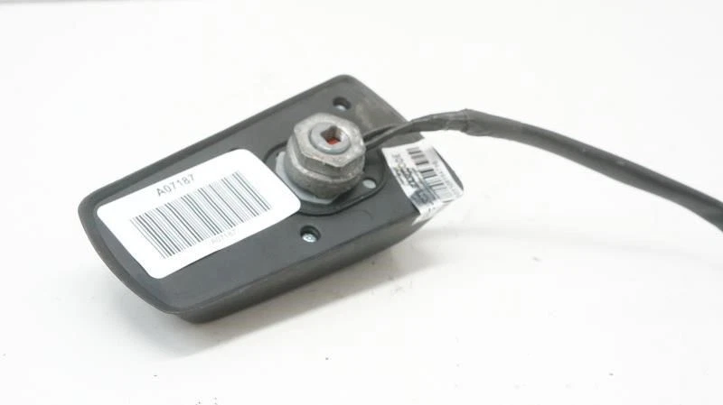 Conjunto de antena de rádio 2012 Subaru Forester 86321SC200 FABRICANTE DE EQUIPAMENTO ORIGINAL - Imagem 3 de 4