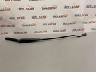 Windshield wiper blade arm