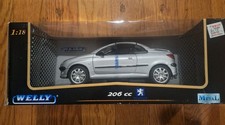 EXTREMELY RARE Welly Peugeot 206 CC Silver met 1:18 Die Cast NEW 9858w