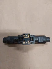 Uchida DC24V/9W  Hydraulic Directional Valve