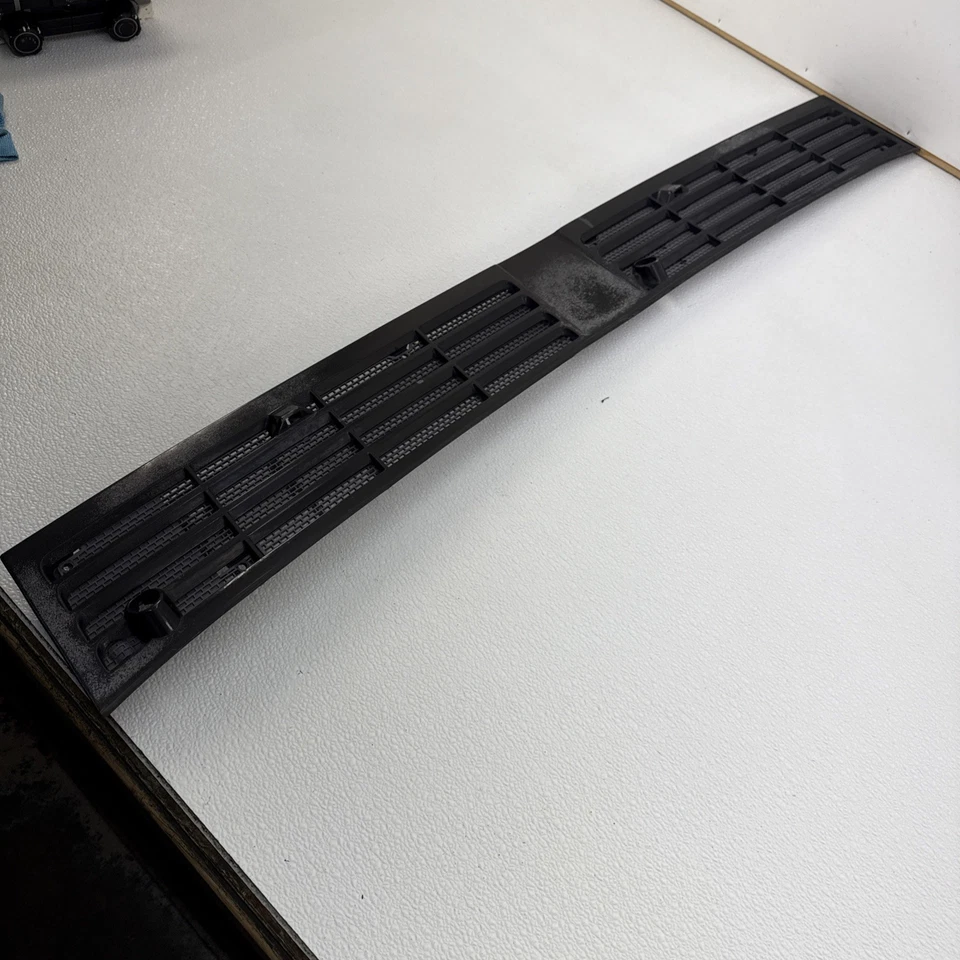 84-01 Jeep Cherokee Sport XJ Wagoneer Comanche MJ Capucha Rejilla OEM Necesita Pintura Foto 2 de 4