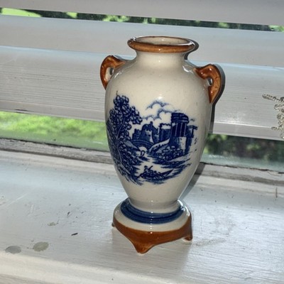 Glazed Ceramic Amphora Vase Blue & White Scenic Landscape Brown Handles