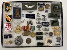 Lot #32 Vintage Military Estate Collection Patches Pins Badges Wings Army Medals