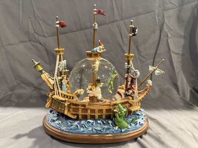 Disney Peter Pan Captain Hook Musical Snow Glob Pirate Ship.